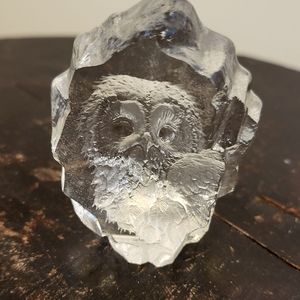 Mats Jonasson #88116 Swedish Glass Owl Paperweight - Signed